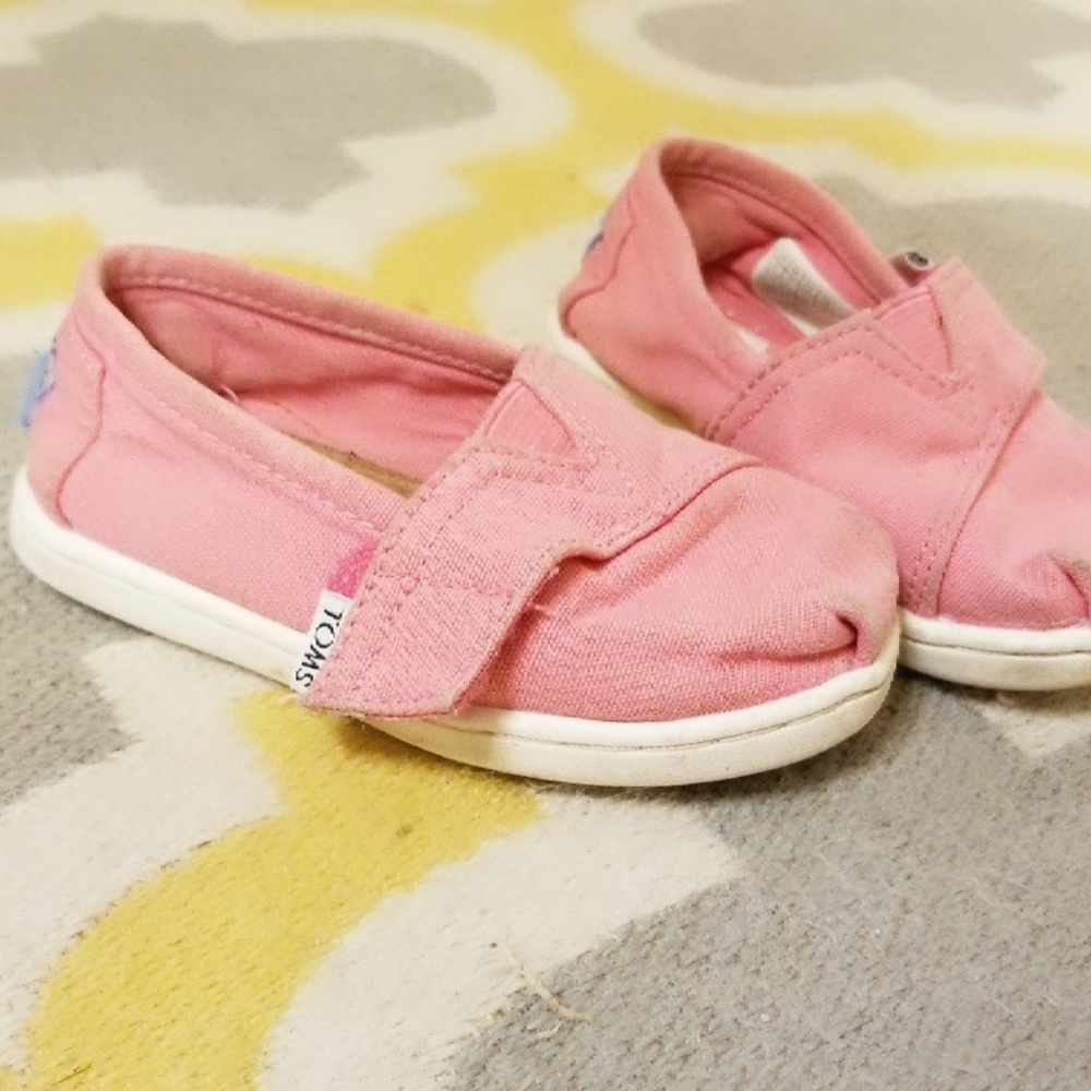 Like new Toms brand baby girl shoes size 5 &6
